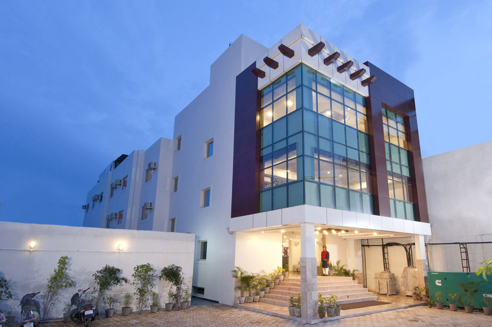 Hotel Deviram Palace Agra  Exterior photo